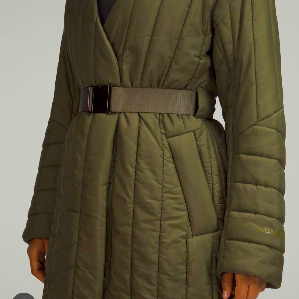 ✨NWT✨ Women's Lululemon belted long insulated jacket.